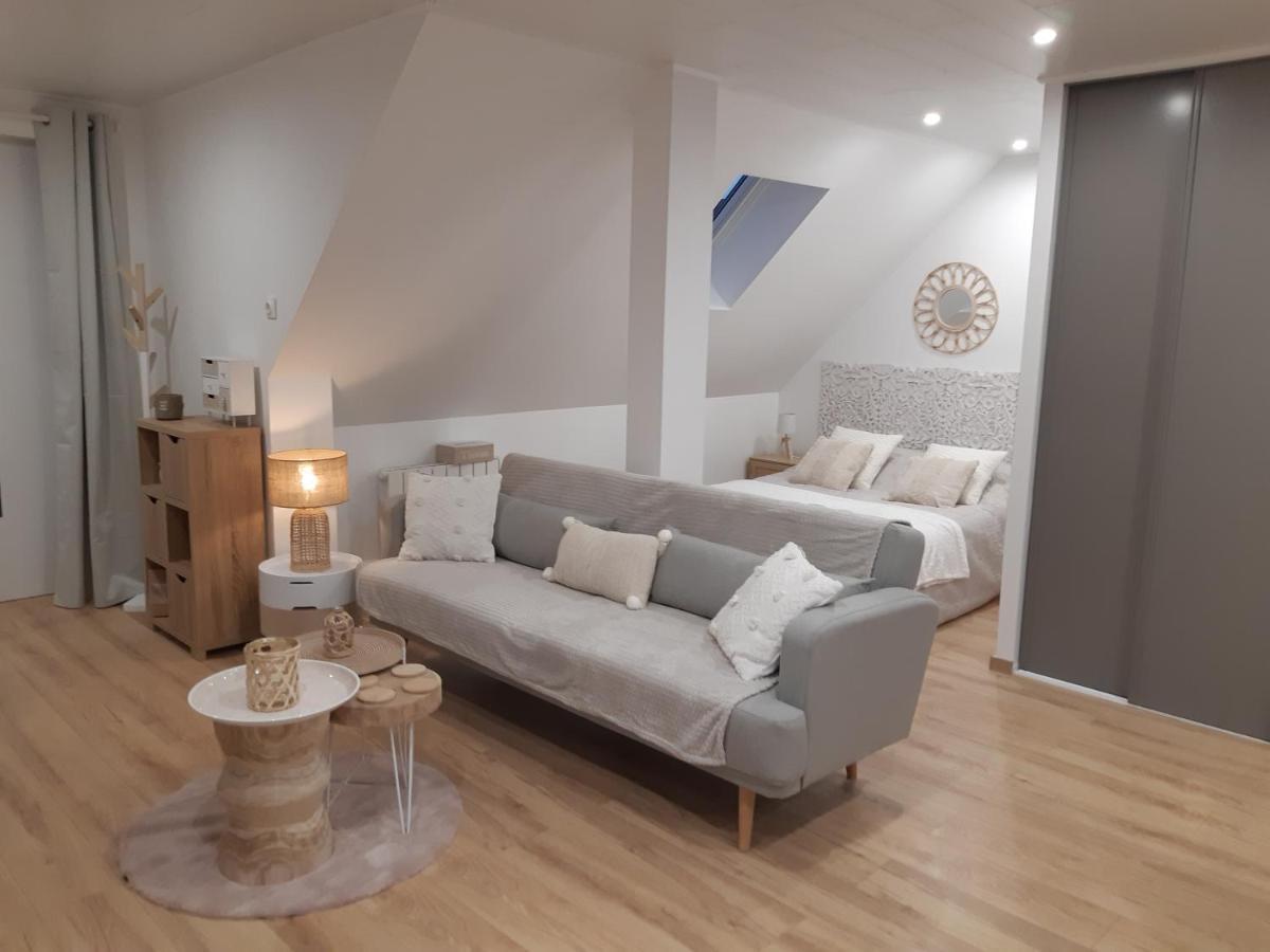 Studio Cosy Spacieux Lumineux Avec Terrasse Vezelois Екстериор снимка