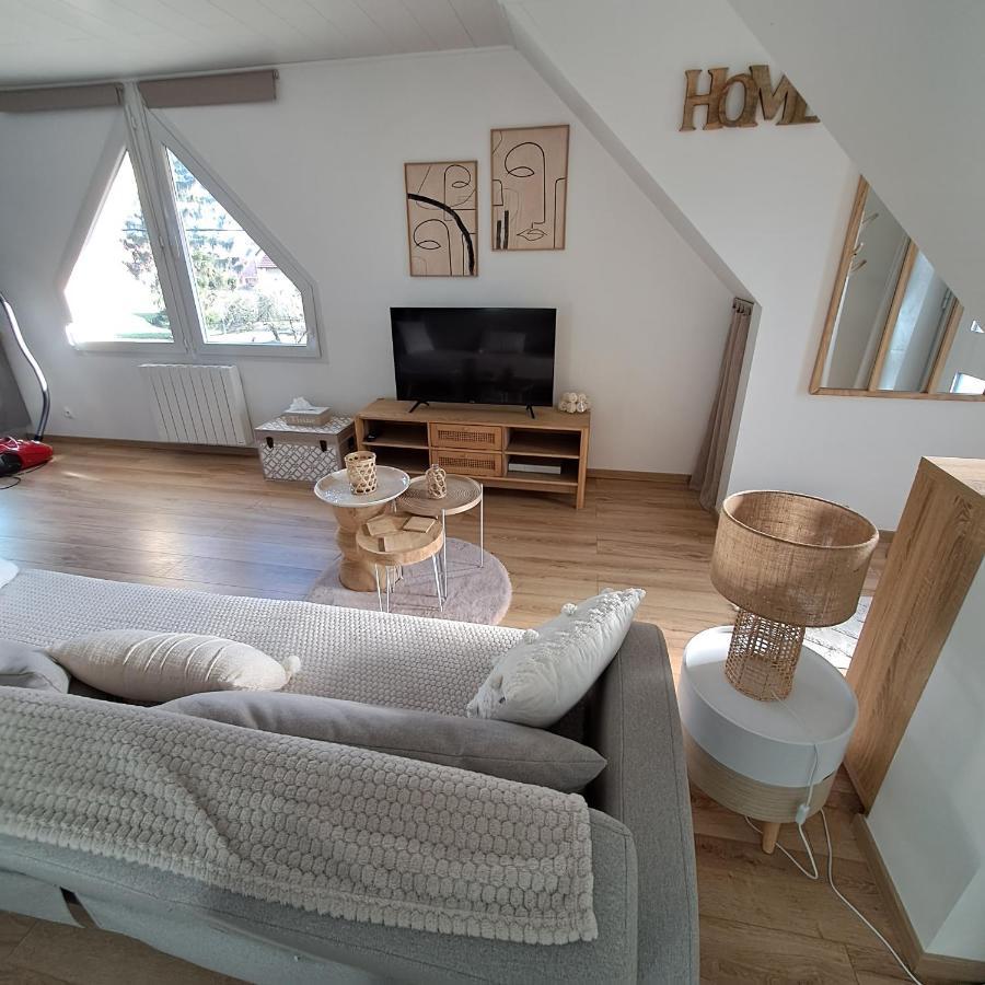 Studio Cosy Spacieux Lumineux Avec Terrasse Vezelois Екстериор снимка