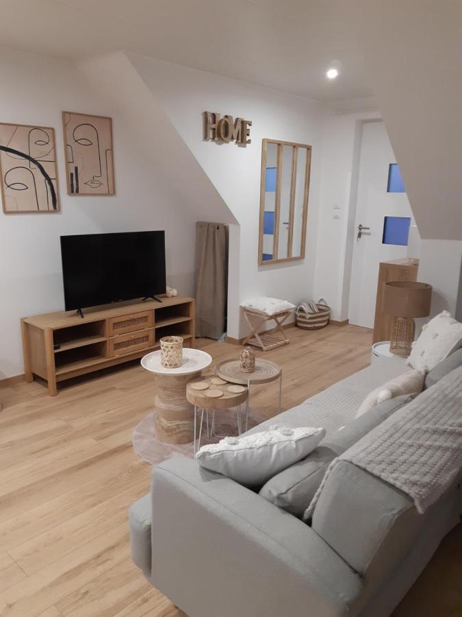 Studio Cosy Spacieux Lumineux Avec Terrasse Vezelois Екстериор снимка